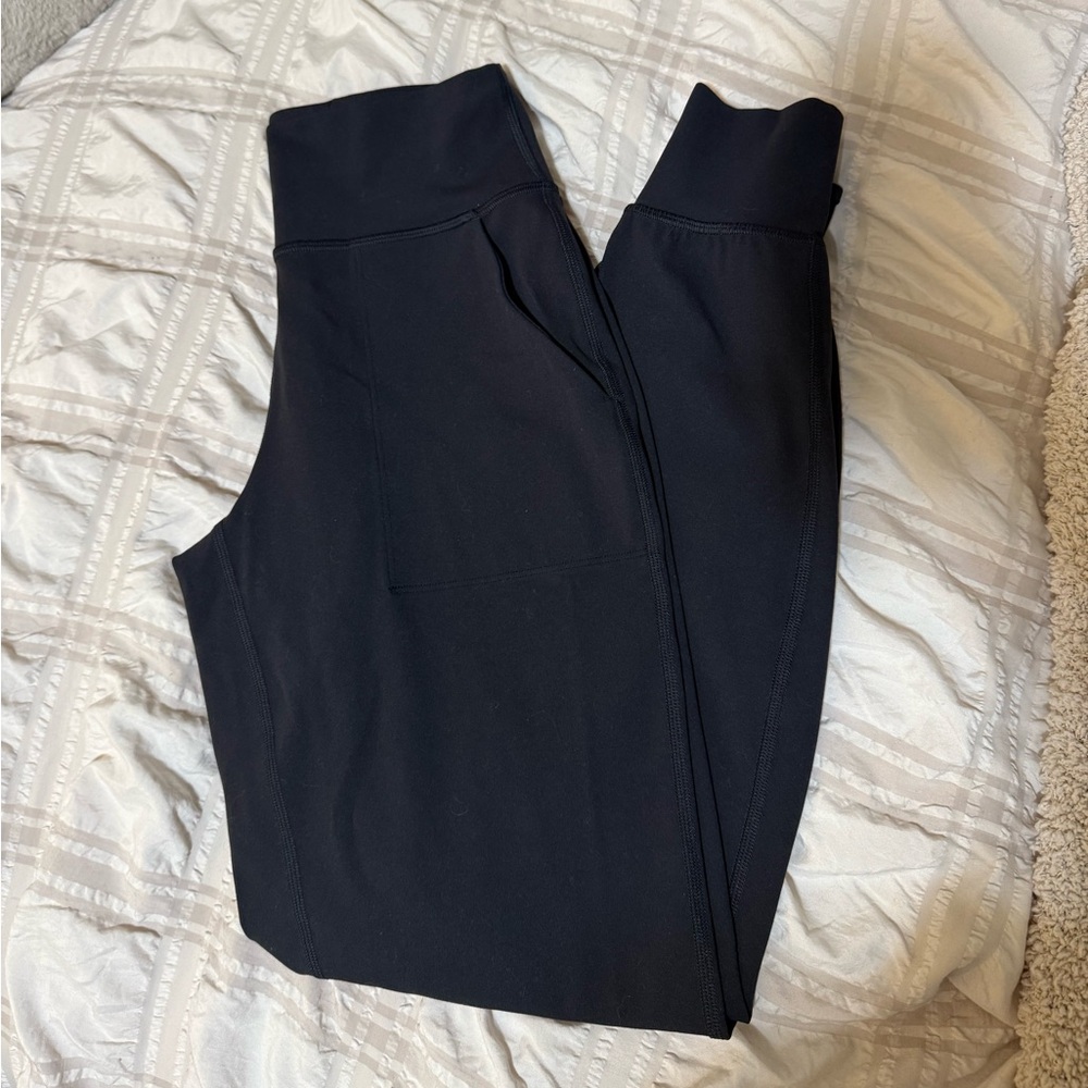 Lululemon black joggers